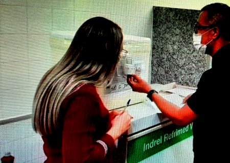 São Gabriel do Oeste recebeu as primeiras doses da vacina contra o Covid, nas primeiras horas da manhã desta terça-feira (19/01)