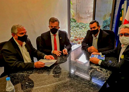 Equipe de São Gabriel do Oeste busca novos recursos em Brasília