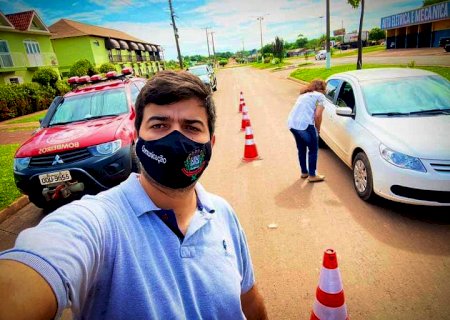 Rio Verde de Mato Grosso, fecha o cerco contra aglomerações com megafone, sirenes e barreiras