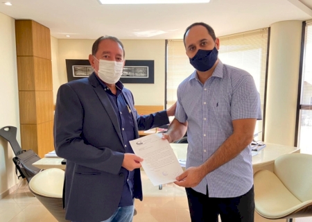 Recursos conquistados pelo vereador Vagner Trindade garantem novos equipamentos para o Hospital Municipal