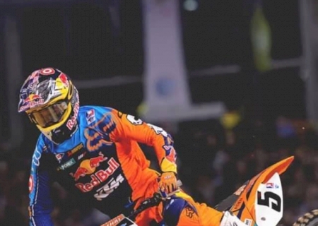 Motocross agita esporte no fim de semana em São Gabriel do Oeste