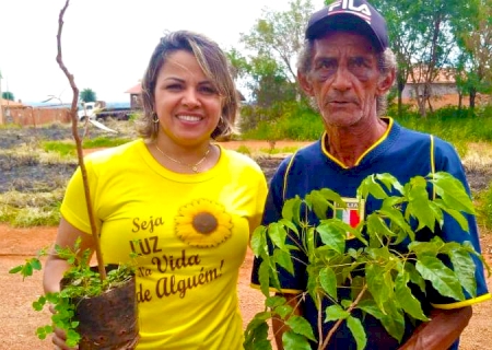 Projeto: Meu Bairro Verde, da Vereadora Lidiane Farias, planta uma árvore para cada voto recebido nas últimas eleições