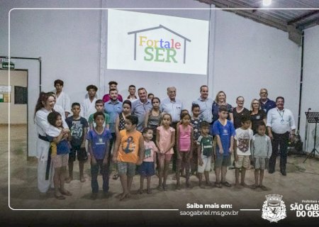 Associação Restaurar apresenta projeto FortaleSER à comunidade juntamente com autoridades parceiras da rede socioassistencial do município