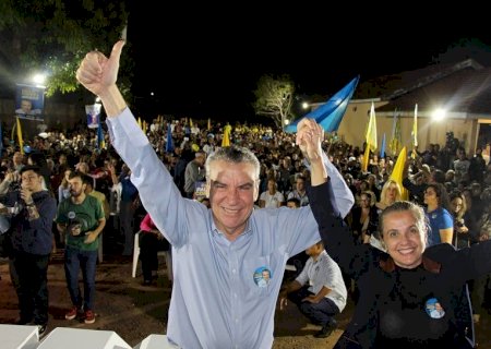 Ao lado de multidão e diversas lideranças, Paulo Corrêa lança candidatura a deputado estadual