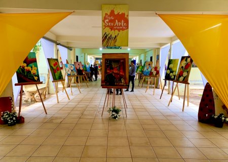 Servidores municipais, mostram seus talentos em exposição de arte