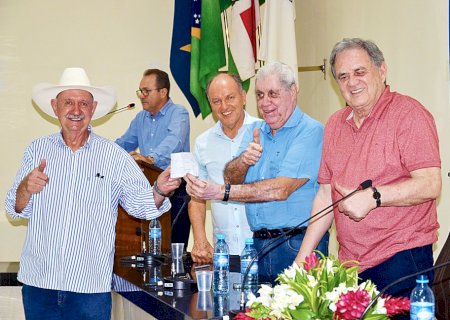 Ato de filiação de Mario Kruger ao MDB une experiência de 8 mandatos a favor de Rio Verde de Mato Grosso
